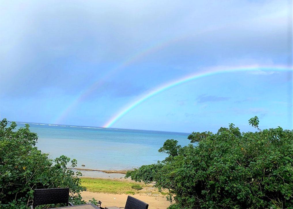 雨が止んだら、空を見上げてみてください。あなたのココロにも七色の虹がかかりますように。